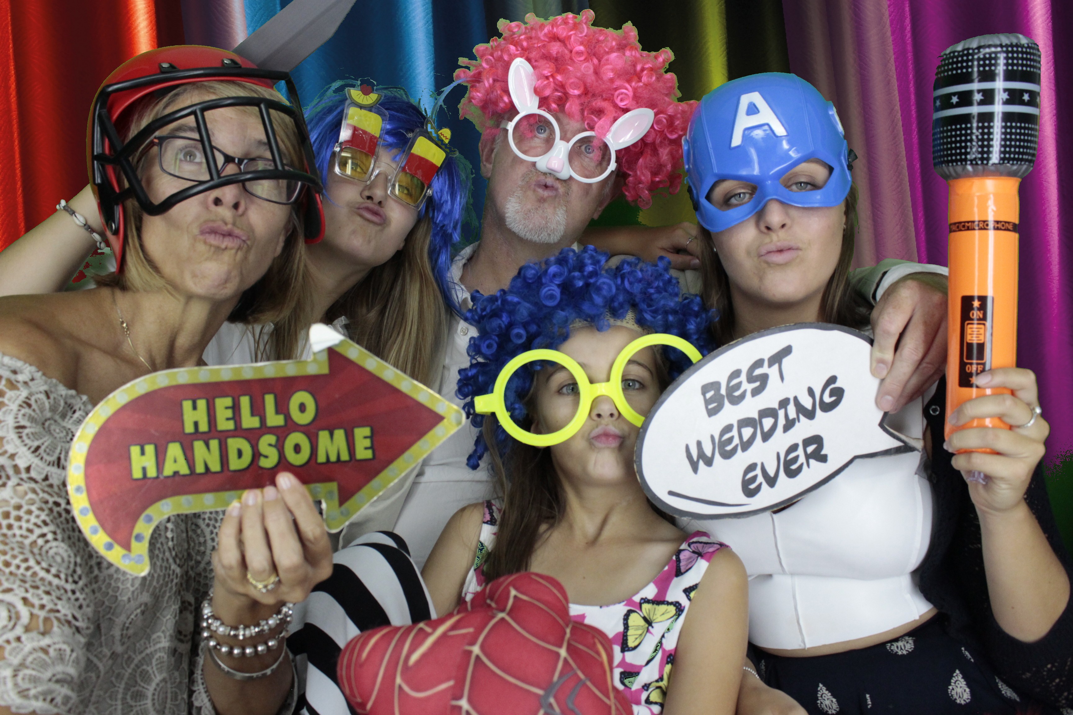 Mr & Mrs Brooks | View more photos from the event at gallery.myphotoboothexperience.co.uk/u/MyPhotoBoothExperienceLtd/Mr-Mrs-Brooks